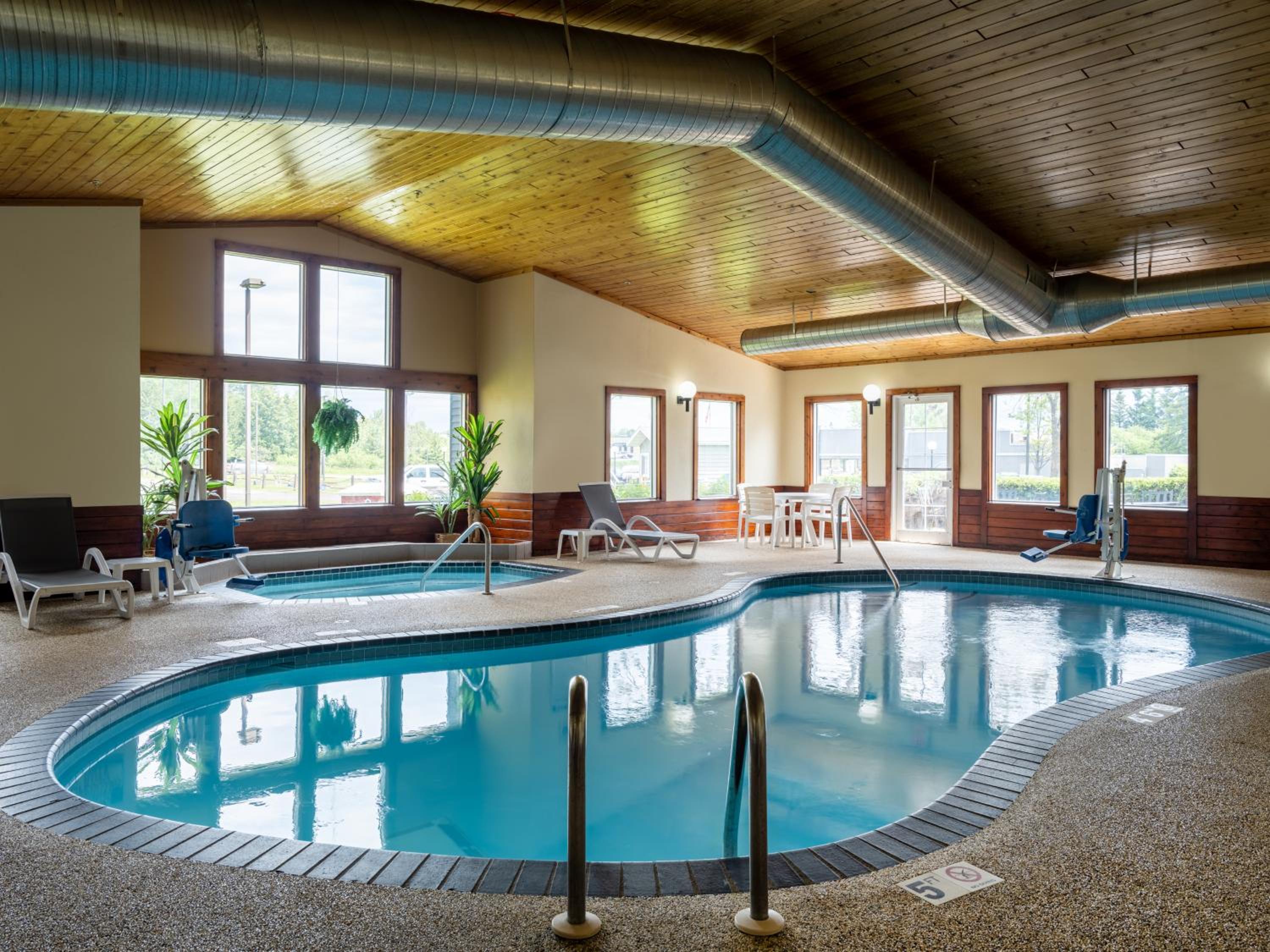 Country Inn Two Harbors
