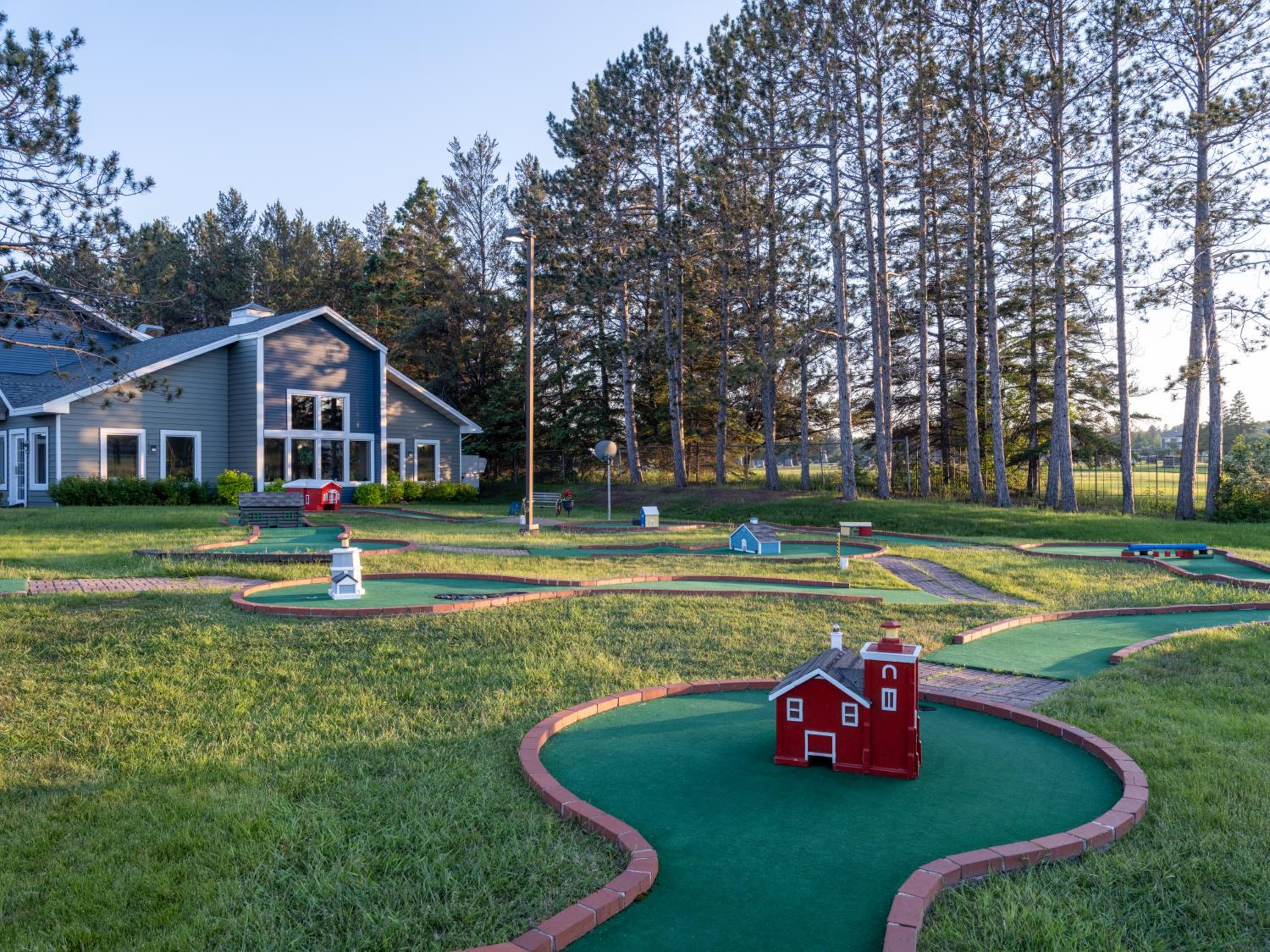 Country Inn Two Harbors