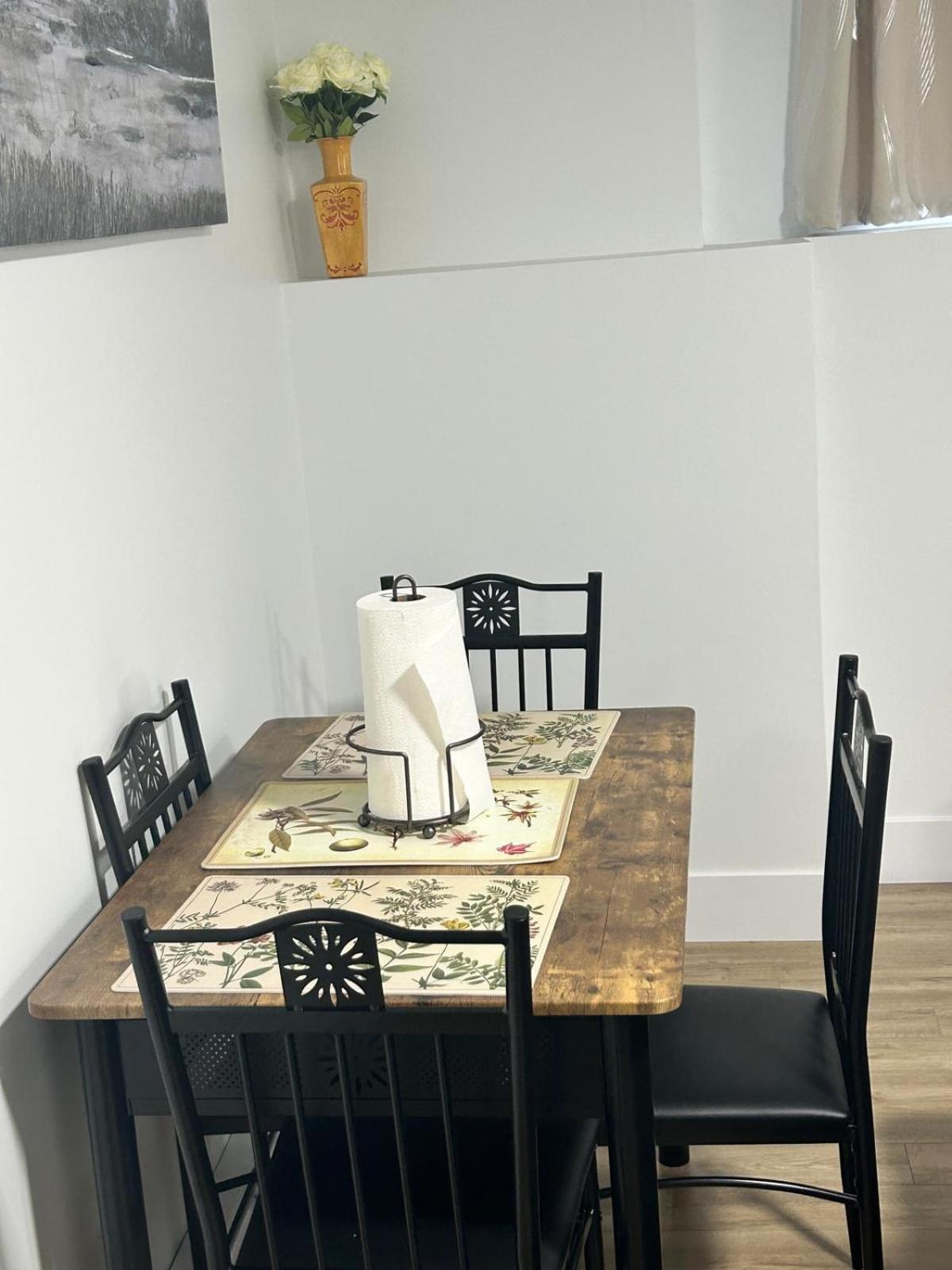 Cozy Bedroom Apartment in Moncton North
