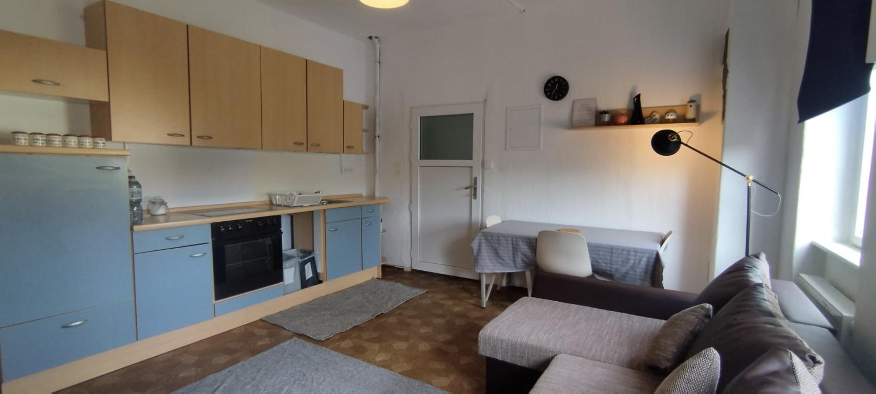 Daily Weekly Monthly Apartment