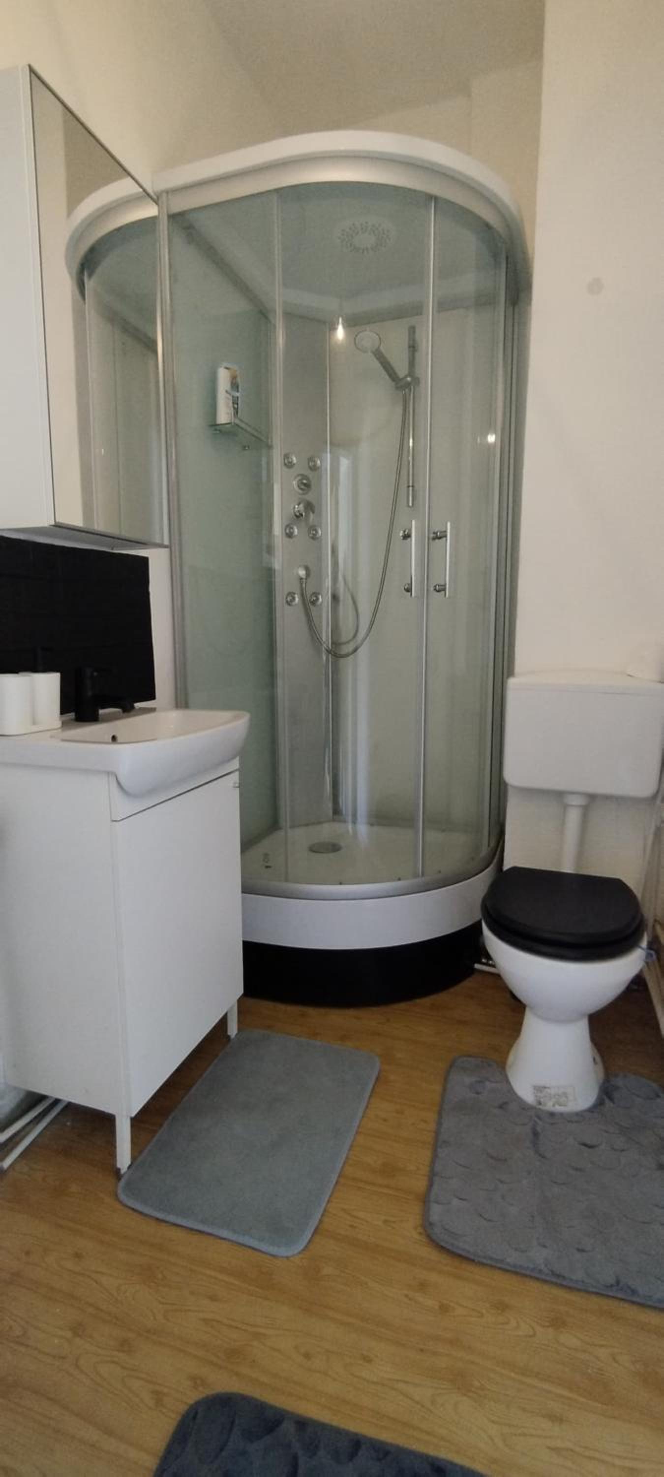 Daily Weekly Monthly Apartment