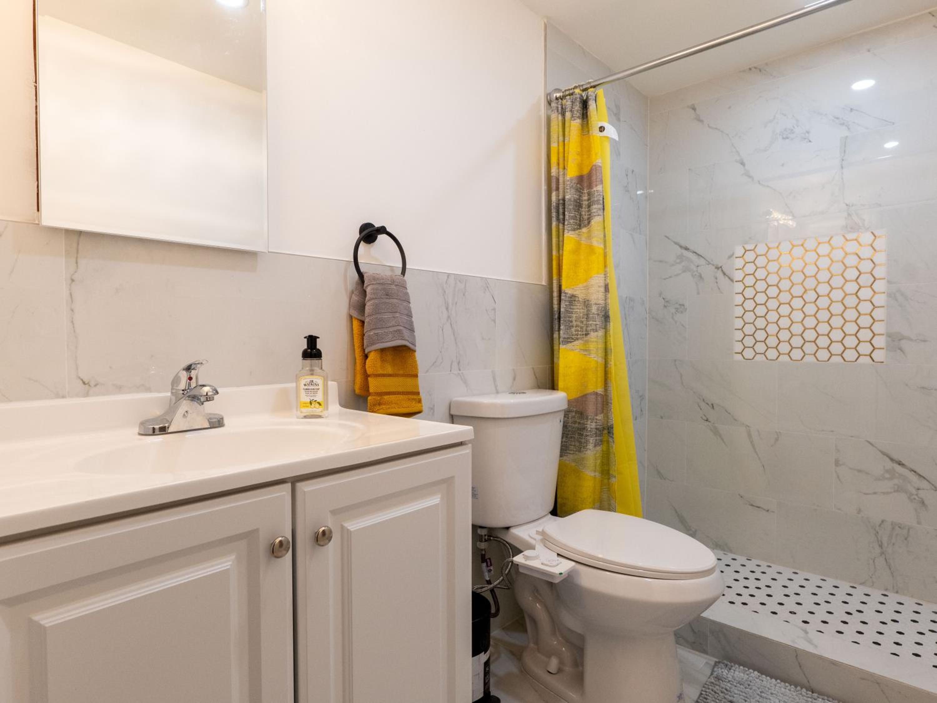 4 New Apts - 3 Bed Apt 1st Floor & 3 Bed Apt 2nd Floor - 1 Bed Studio Apt Ground Floor & 1 Bed Studio Apt Ground Floor near Penn Station EWR Airport Beth I, photo 172