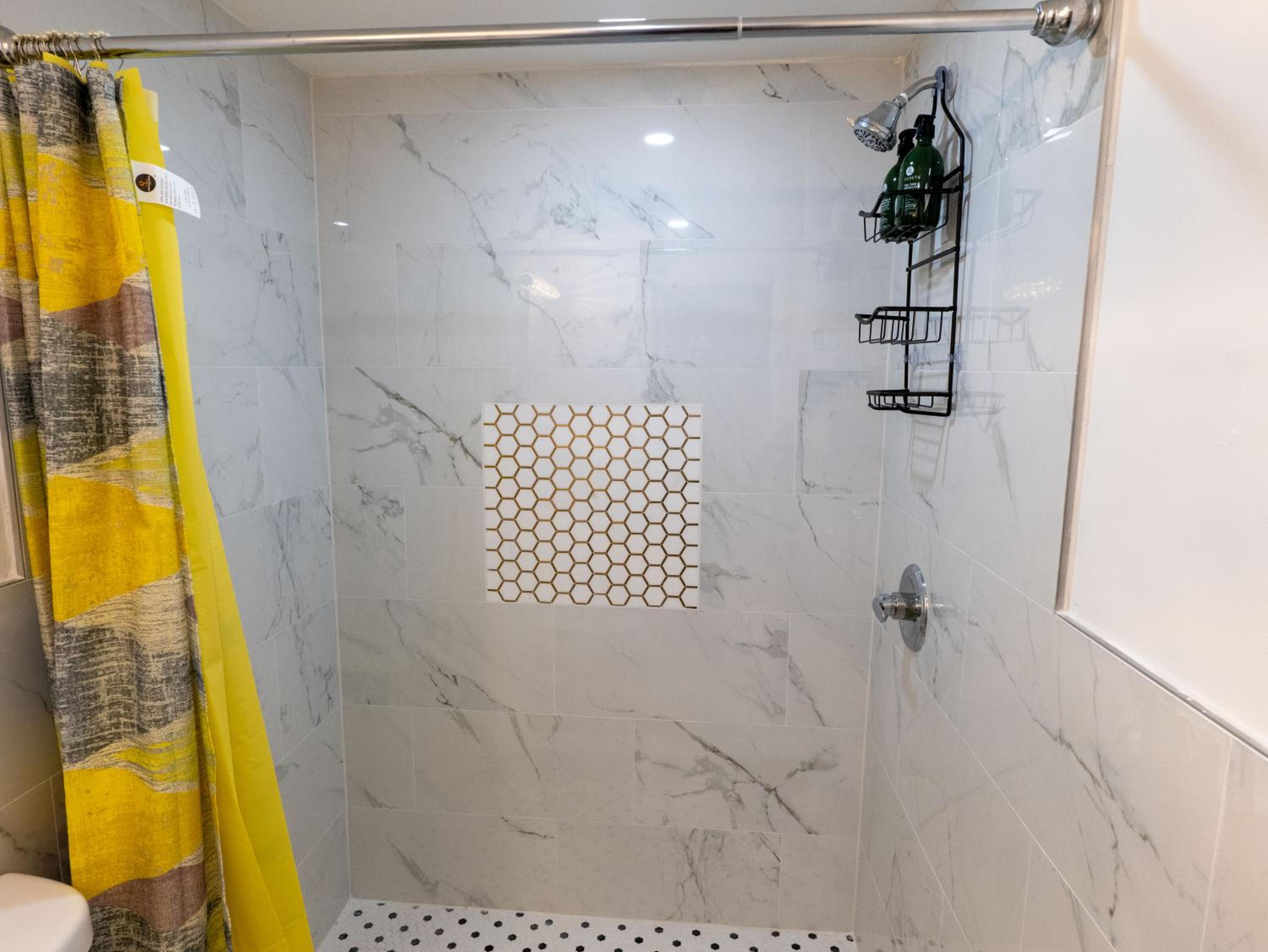 4 New Apts - 3 Bed Apt 1st Floor & 3 Bed Apt 2nd Floor - 1 Bed Studio Apt Ground Floor & 1 Bed Studio Apt Ground Floor near Penn Station EWR Airport Beth I, photo 142