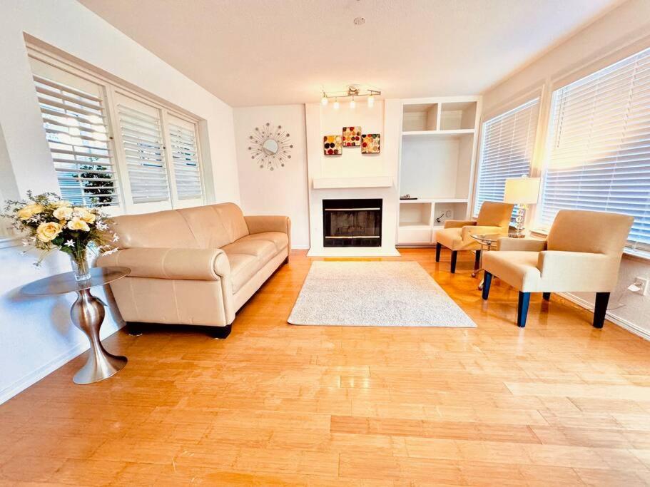 San Jose Vacations - Furnished 4BD-3BA Union City Home Central Location - Property Image 4