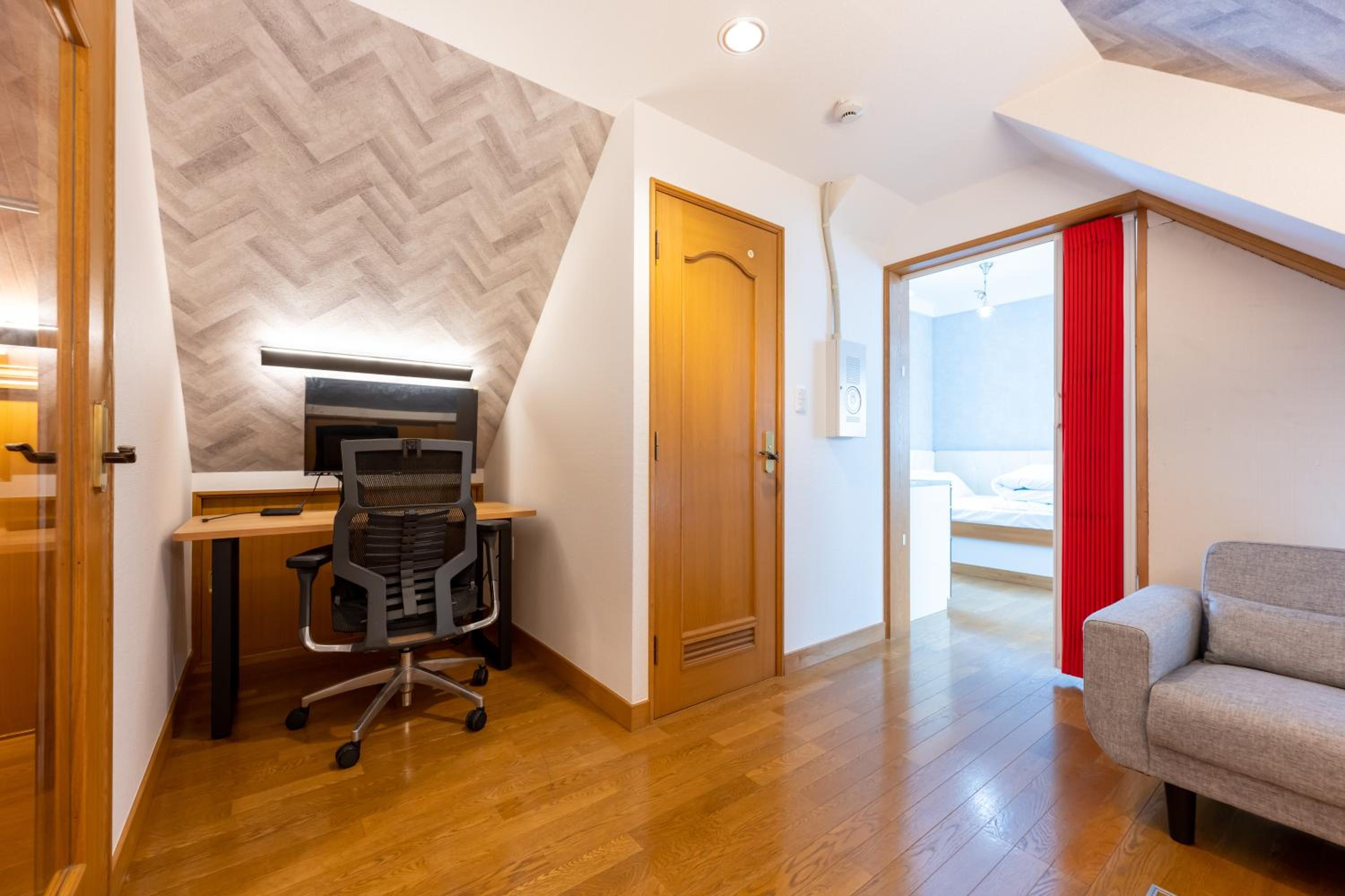 hotel room