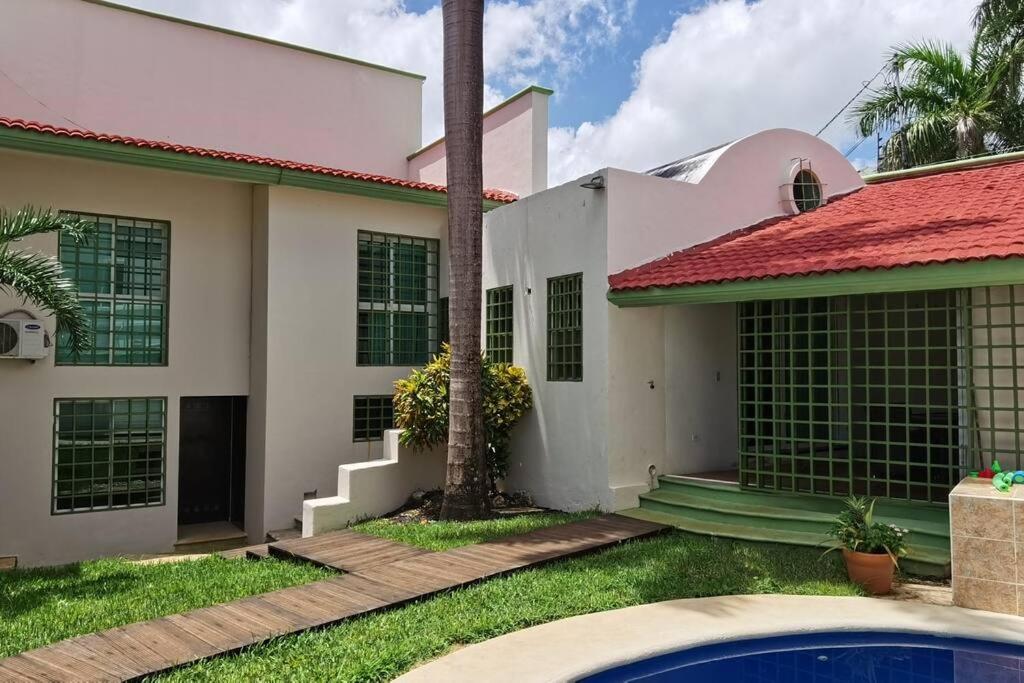 House completely furnished Total privacy 8Pax