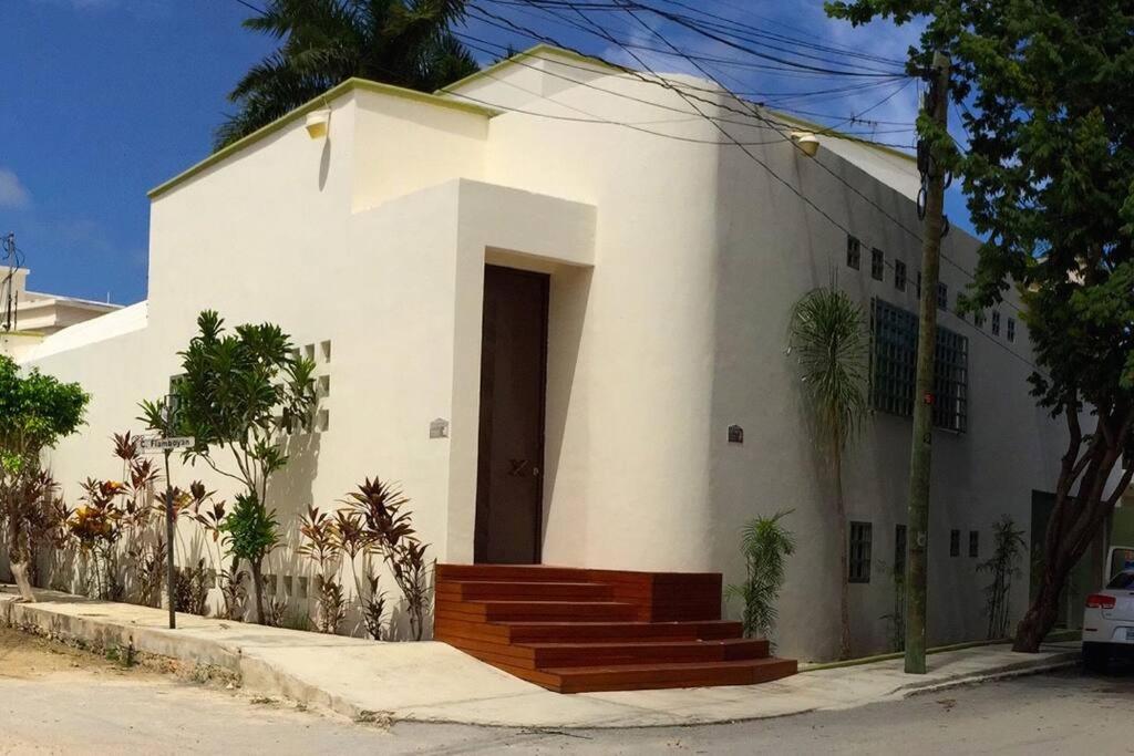 House completely furnished Total privacy 8Pax