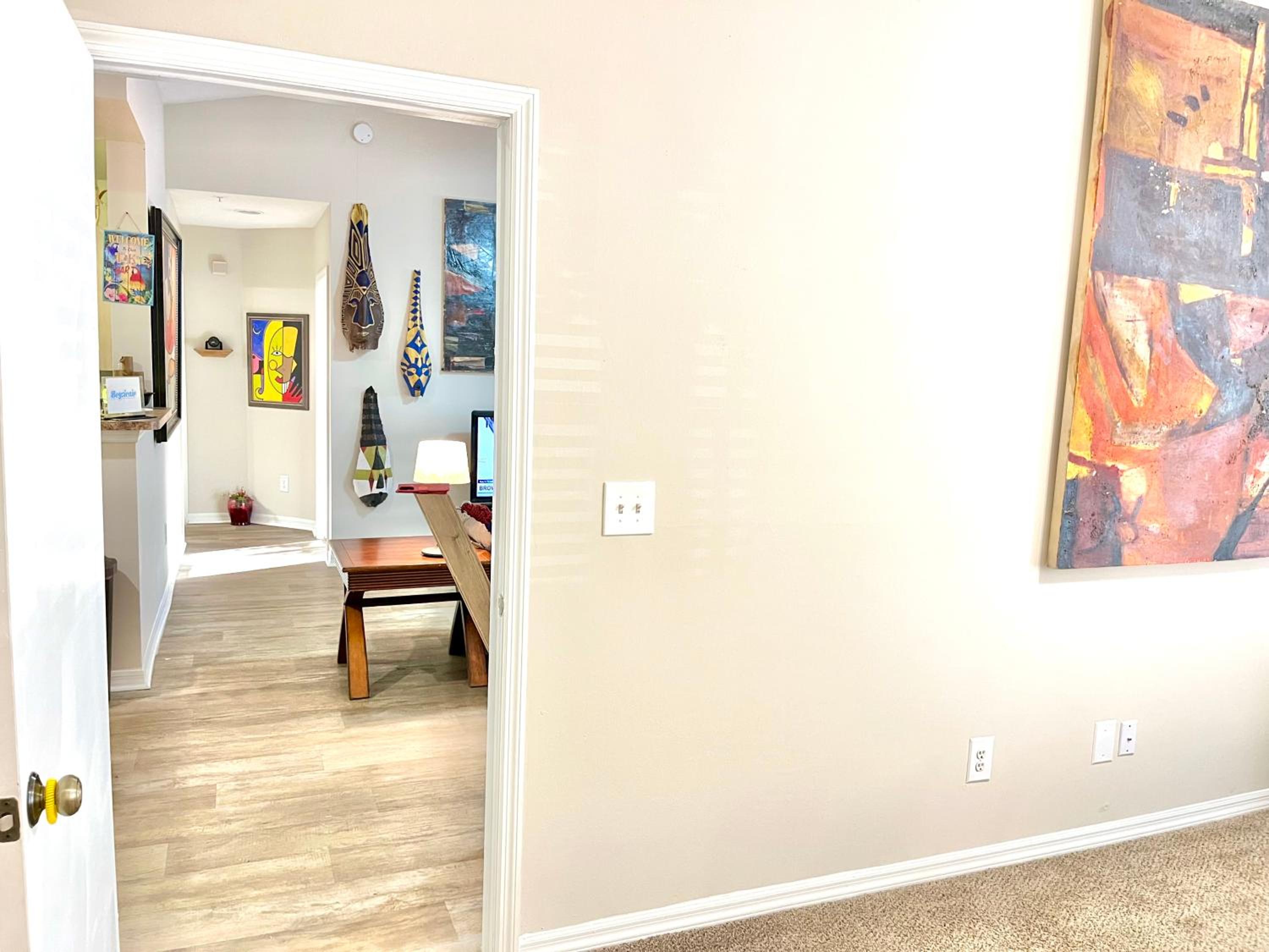 2 Bed APT 10 Mins to Jacksonville Beach view 4
