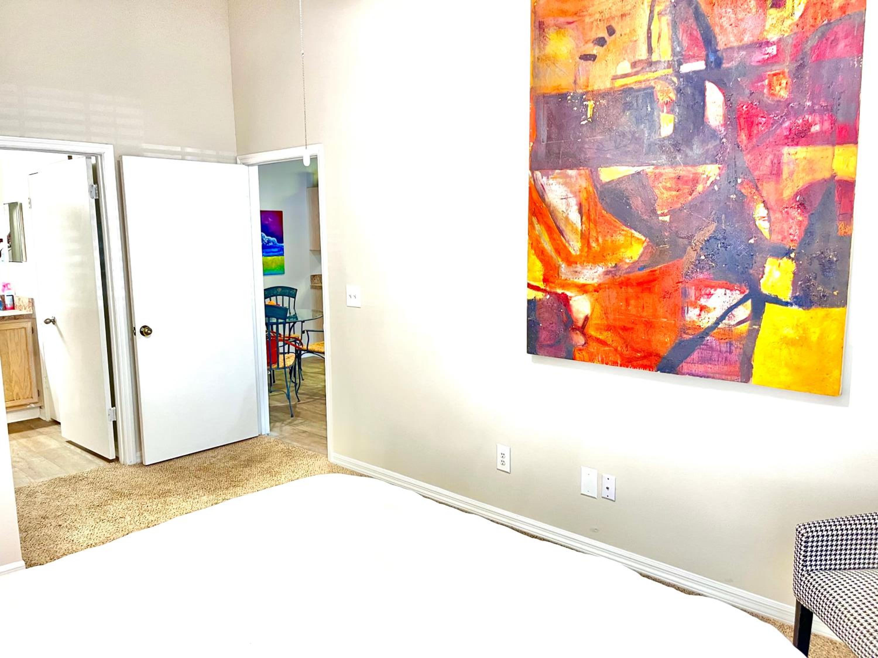 2 Bed APT 10 Mins to Jacksonville Beach view 5
