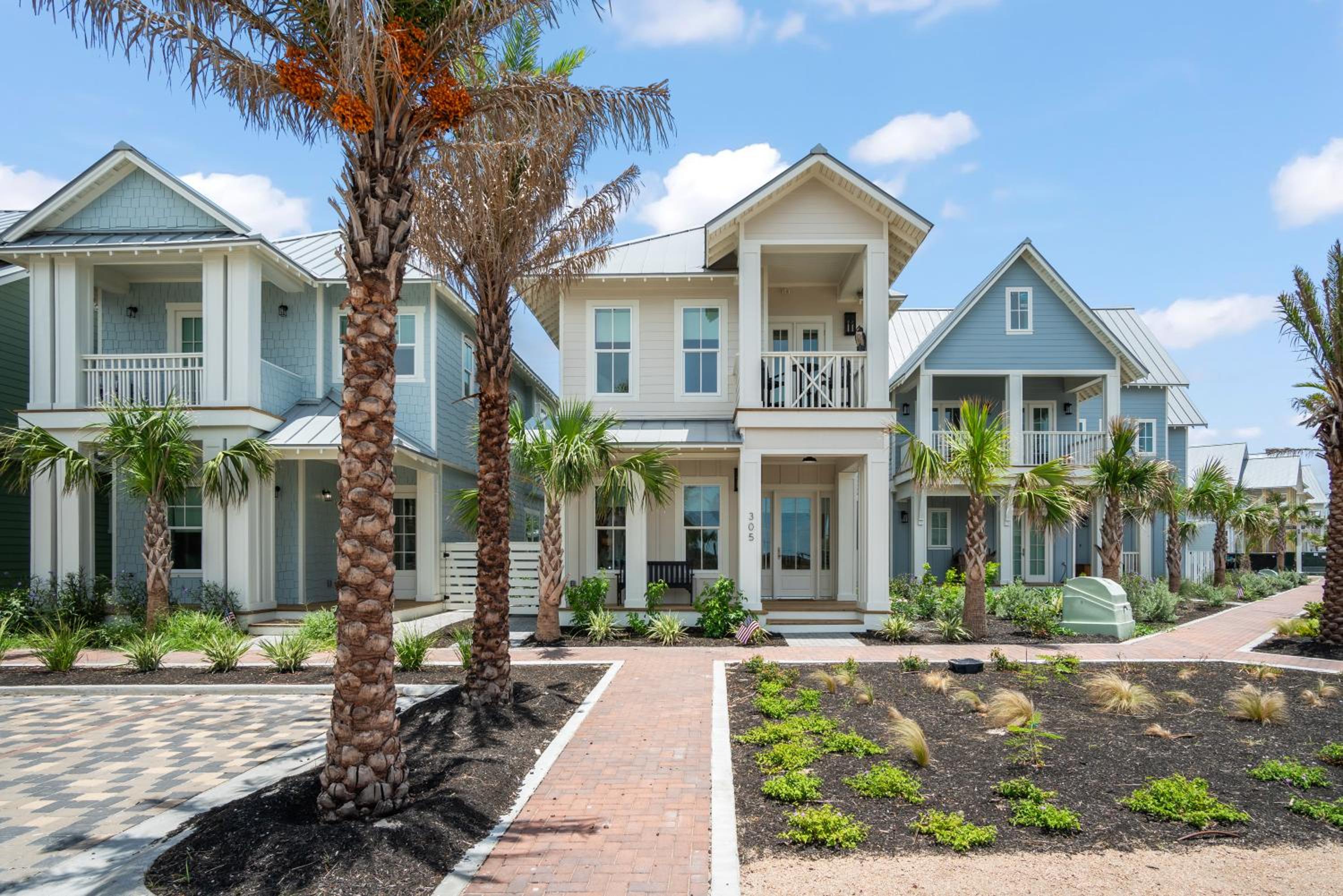Serenity Shore 305 SOU view 5