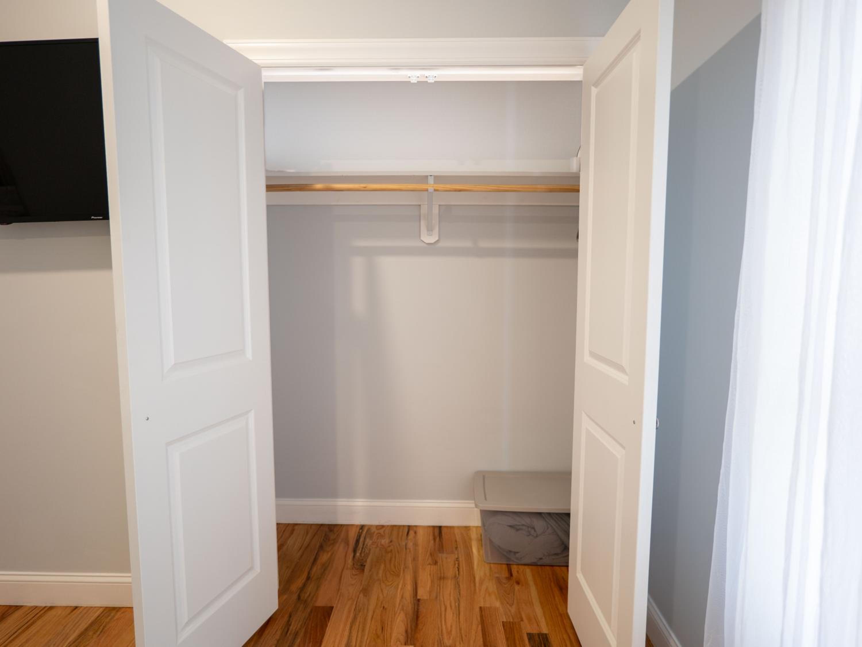 4 New Apts - 3 Bed Apt 1st Floor & 3 Bed Apt 2nd Floor - 1 Bed Studio Apt Ground Floor & 1 Bed Studio Apt Ground Floor near Penn Station EWR Airport Beth I, photo 63