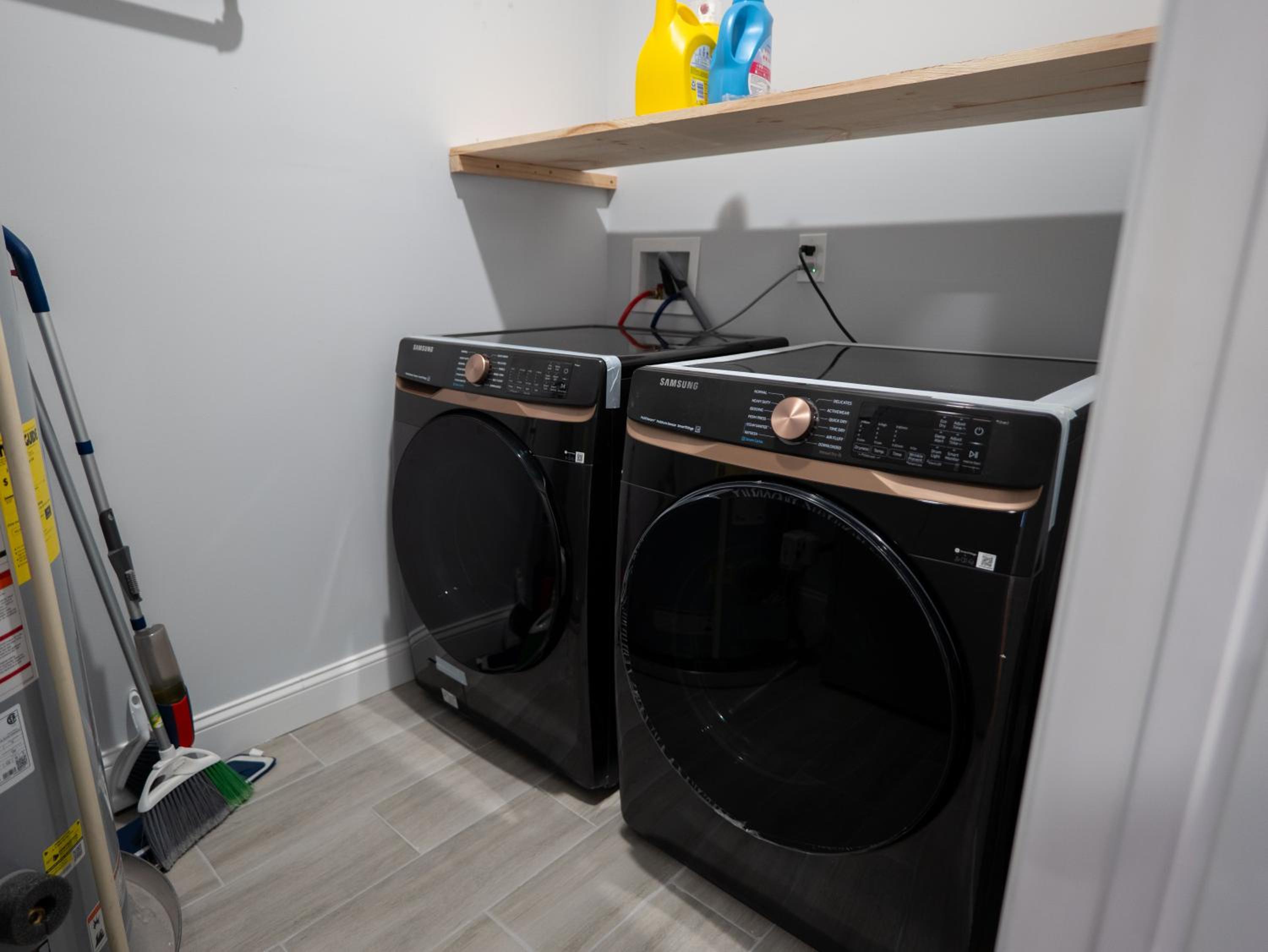 4 New Apts - 3 Bed Apt 1st Floor & 3 Bed Apt 2nd Floor - 1 Bed Studio Apt Ground Floor & 1 Bed Studio Apt Ground Floor near Penn Station EWR Airport Beth I, photo 76