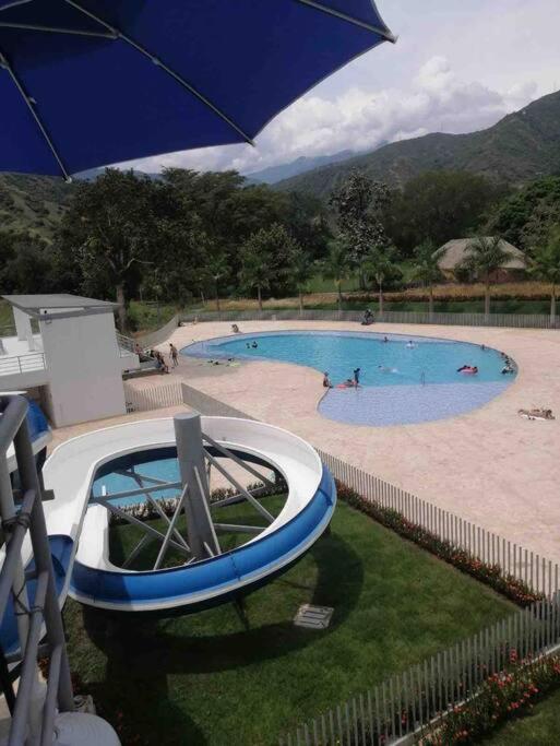 Moderno apto en Santa Fe de Antioquia