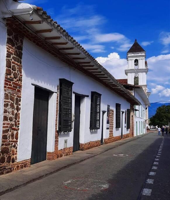 Moderno apto en Santa Fe de Antioquia
