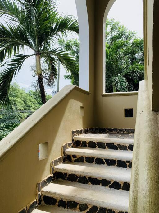 A6 PL Near the Beach 1bed 1bath private terrace