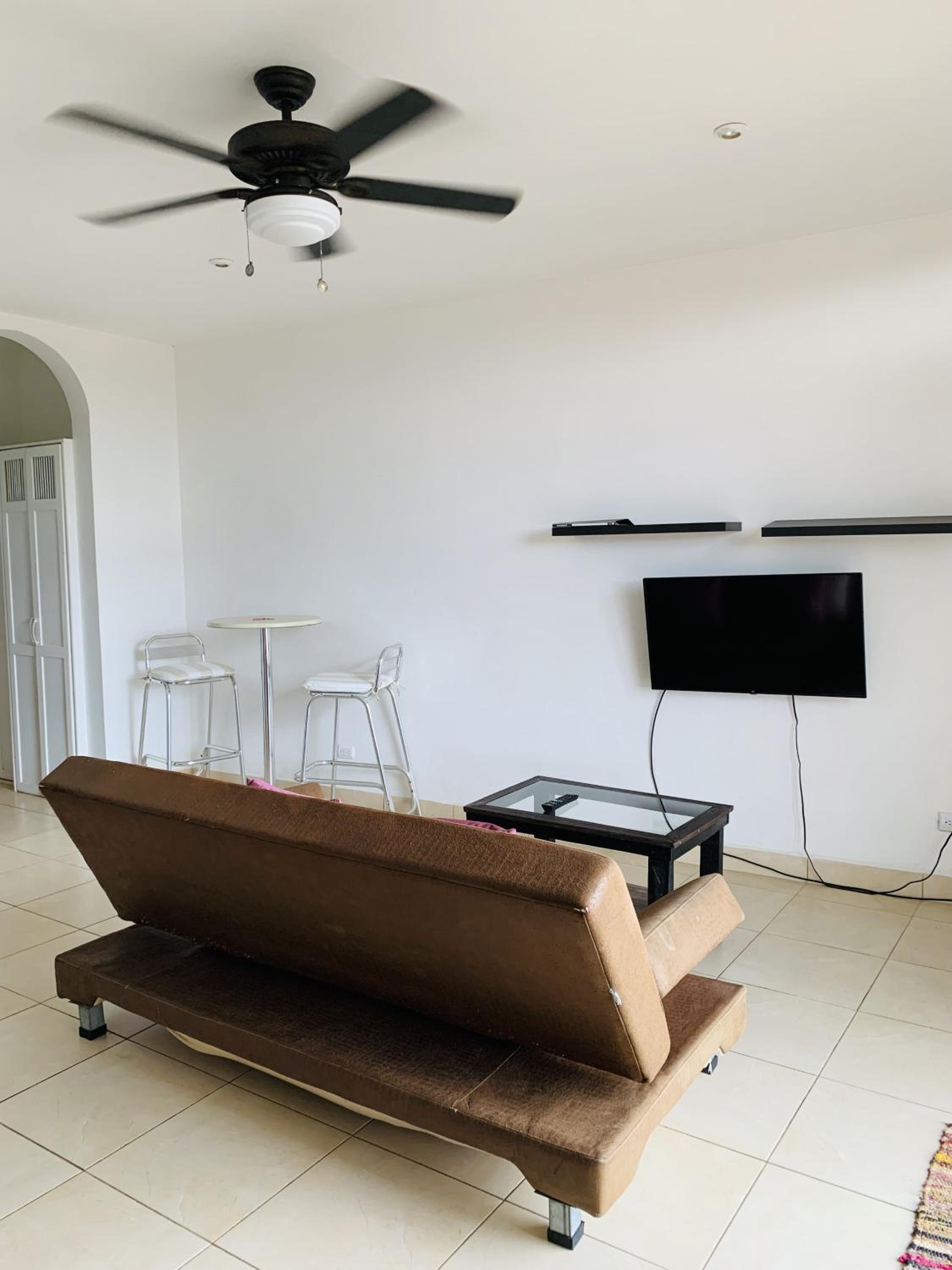 A6 PL Near the Beach 1bed 1bath private terrace