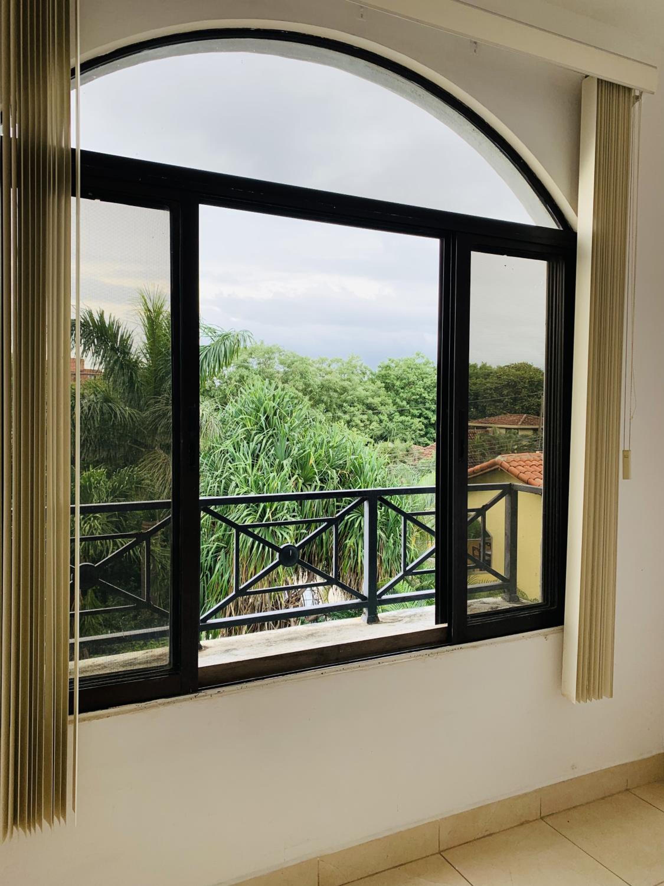 A6 PL Near the Beach 1bed 1bath private terrace