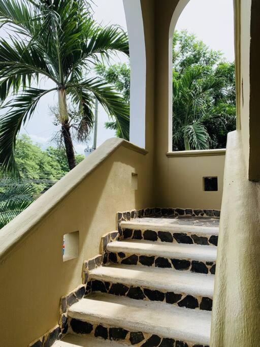 A6 PL Near the Beach 1bed 1bath private terrace