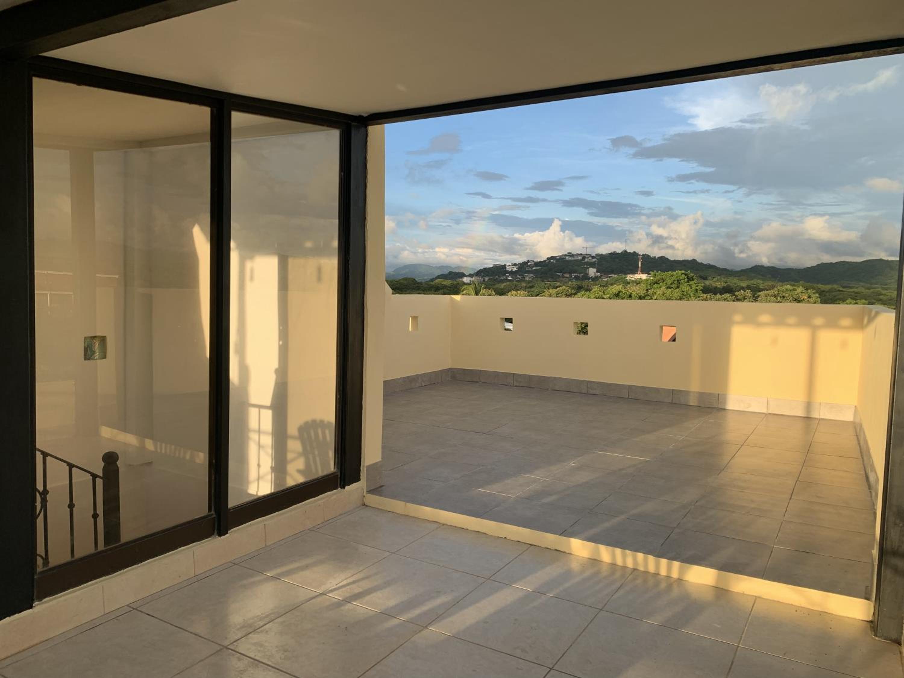 A6 PL Near the Beach 1bed 1bath private terrace