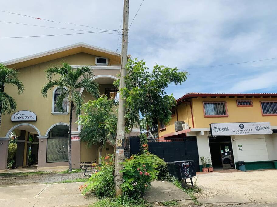A6 PL Near the Beach 1bed 1bath private terrace