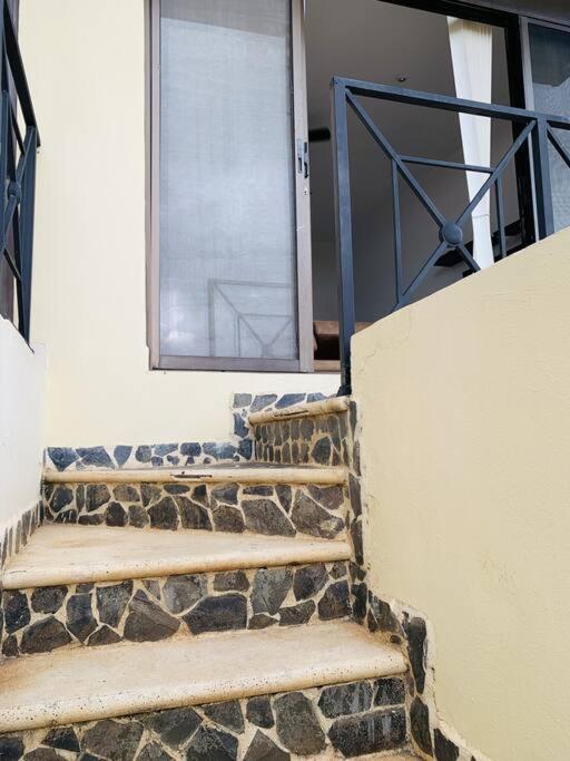 A6 PL Near the Beach 1bed 1bath private terrace