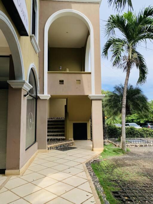 A6 PL Near the Beach 1bed 1bath private terrace