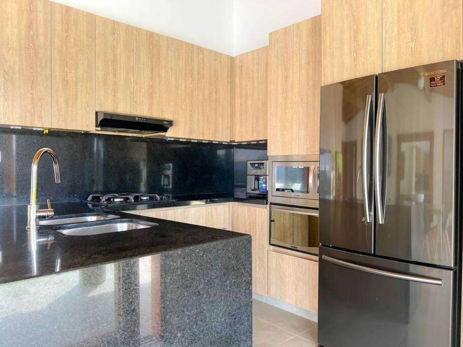 15 mins to Jardín Spacious & Convenient House