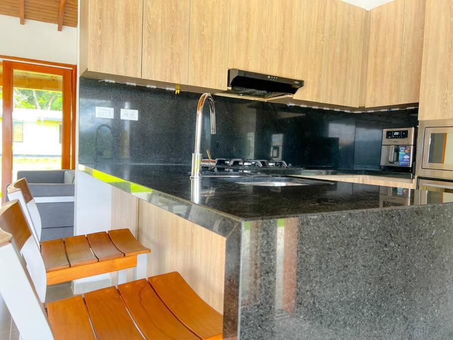 15 mins to Jardín Spacious & Convenient House