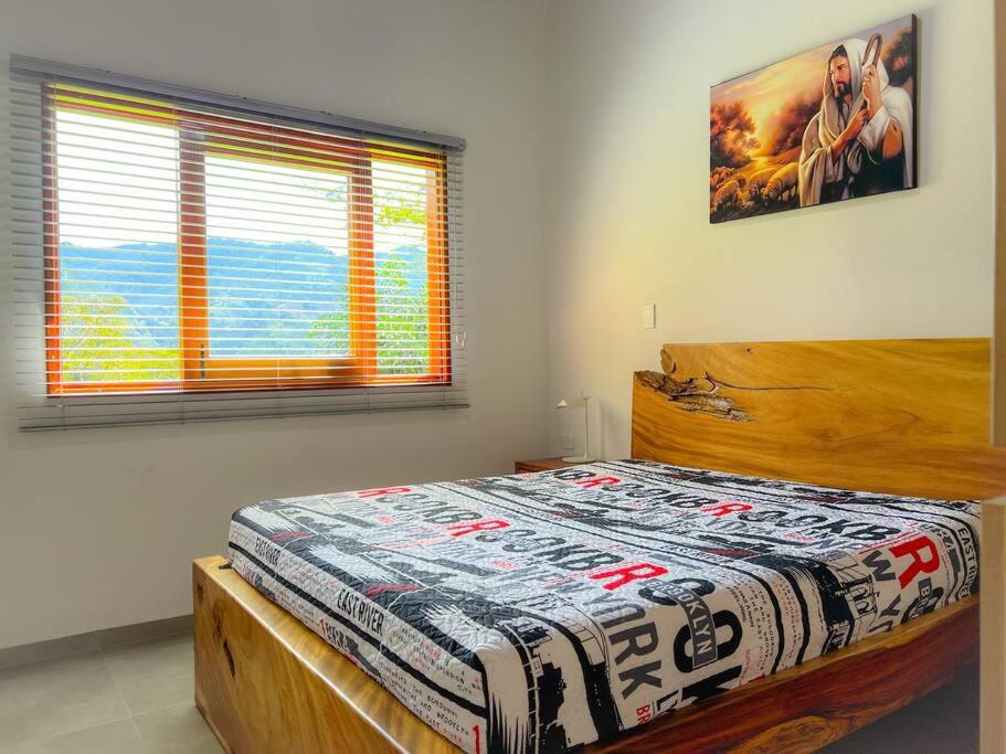 15 mins to Jardín Spacious & Convenient House