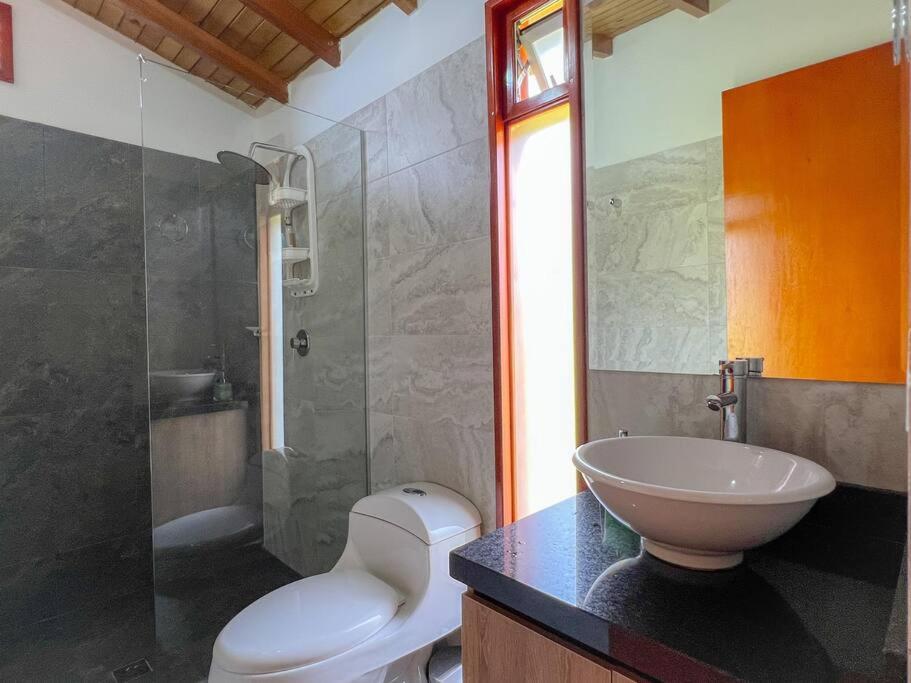 15 mins to Jardín Spacious & Convenient House