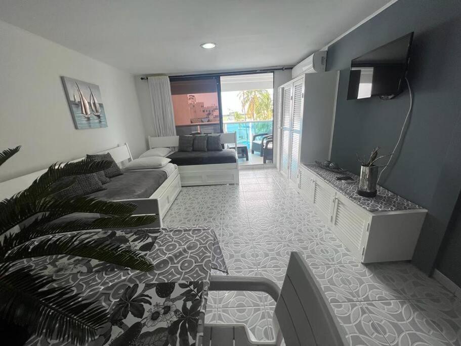 Relax Apt A 1 cuadra de playas