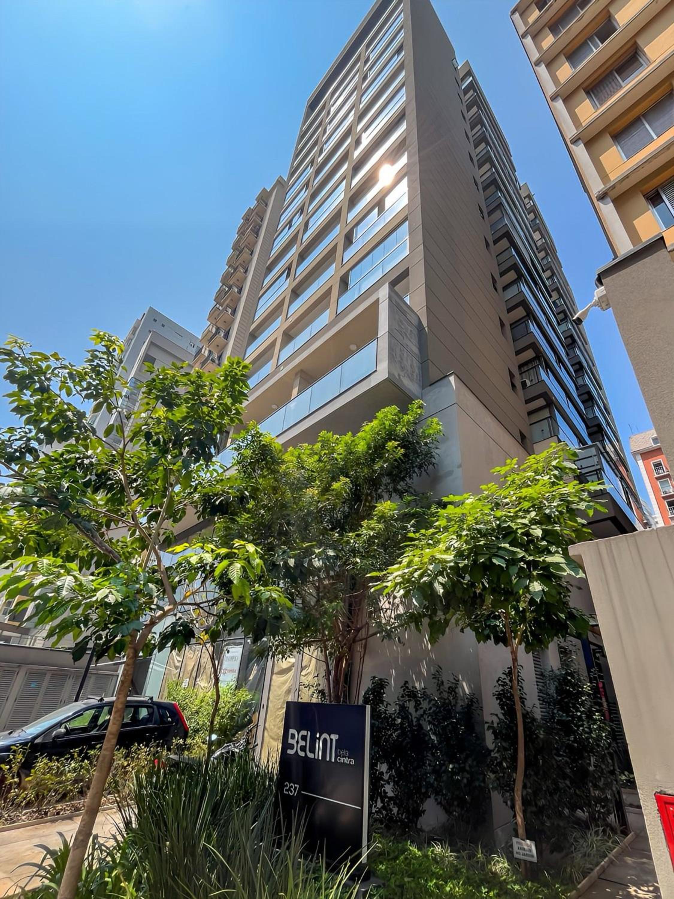 Belint Bela Cintra: 5 minutes from Paulista with rooftop pool