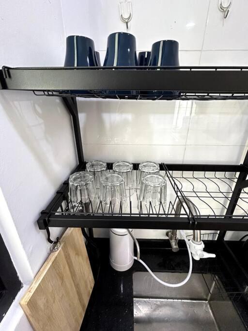 KL-Sungai Besi, Pool, FREE Parking, near MRT, 2-6pax
