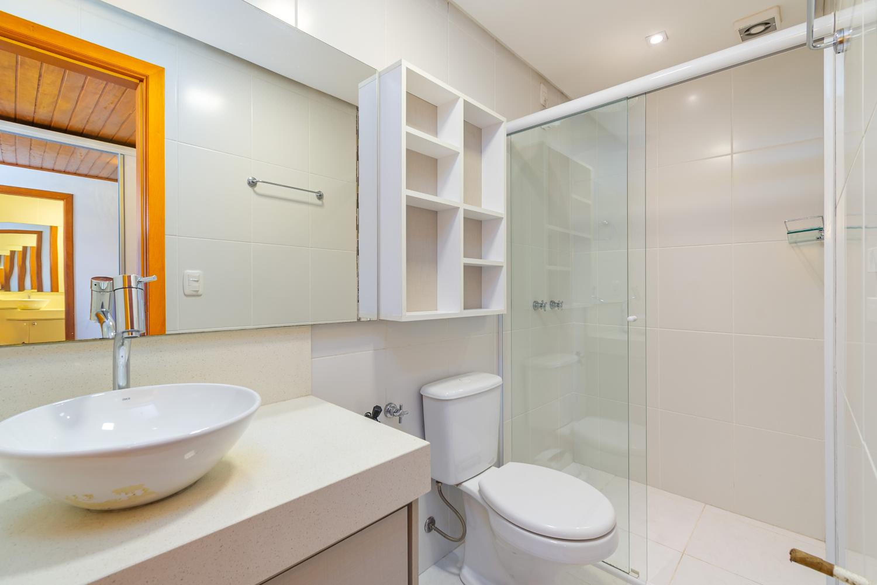 Apartamento Lindo e Completo 3 Suítes e Quarto no Centro