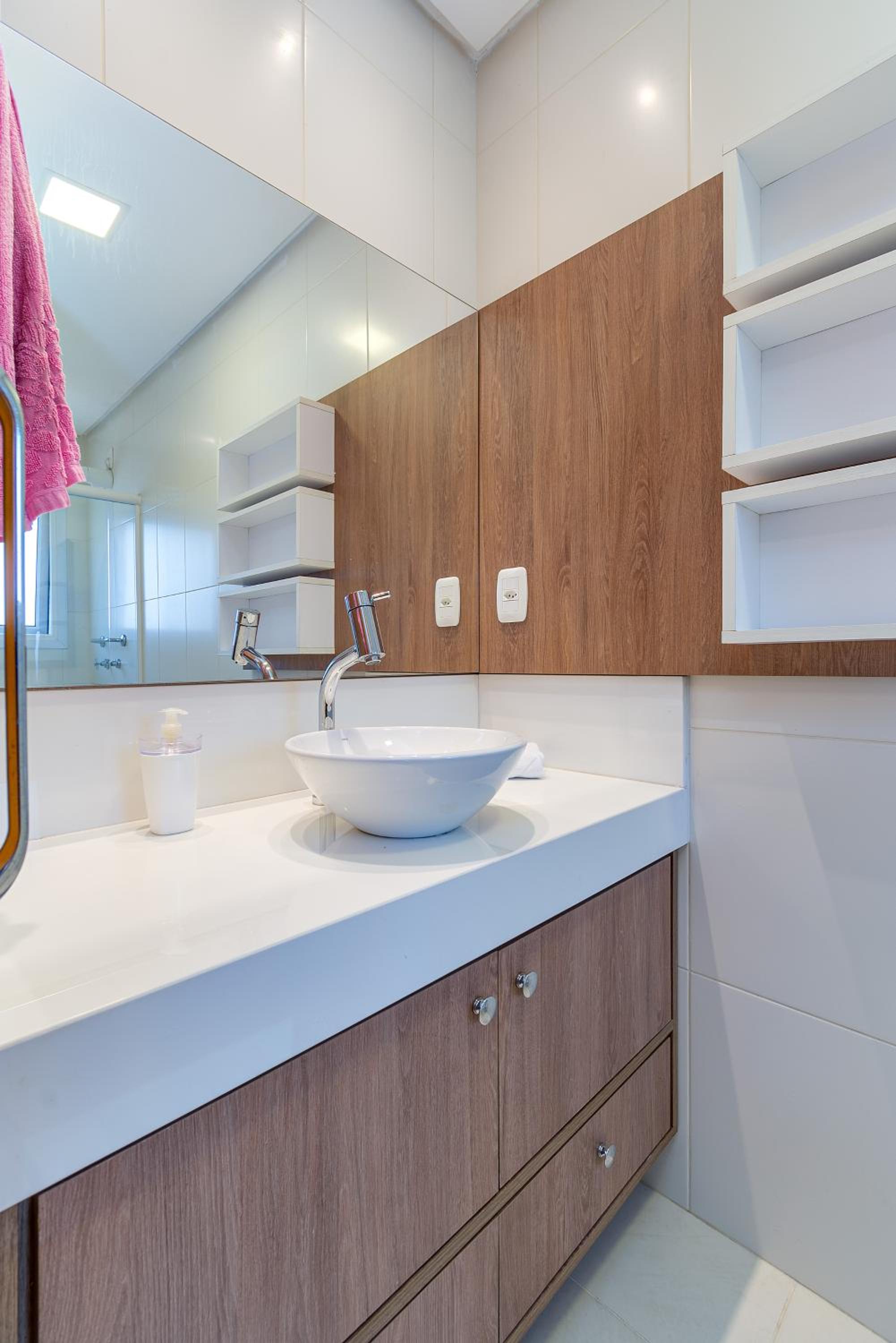 Apartamento Lindo e Completo 3 Suítes e Quarto no Centro