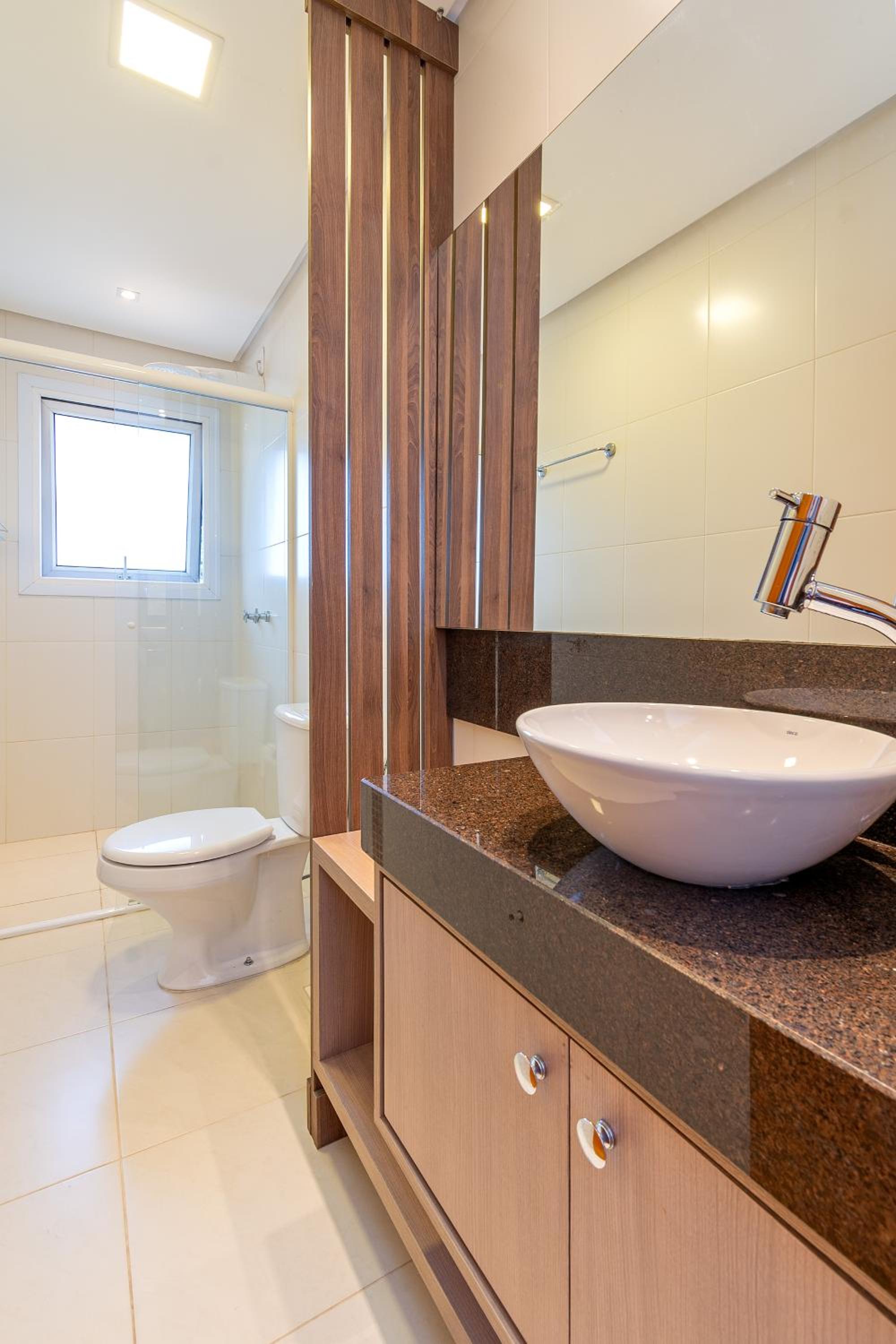Apartamento Lindo e Completo 3 Suítes e Quarto no Centro