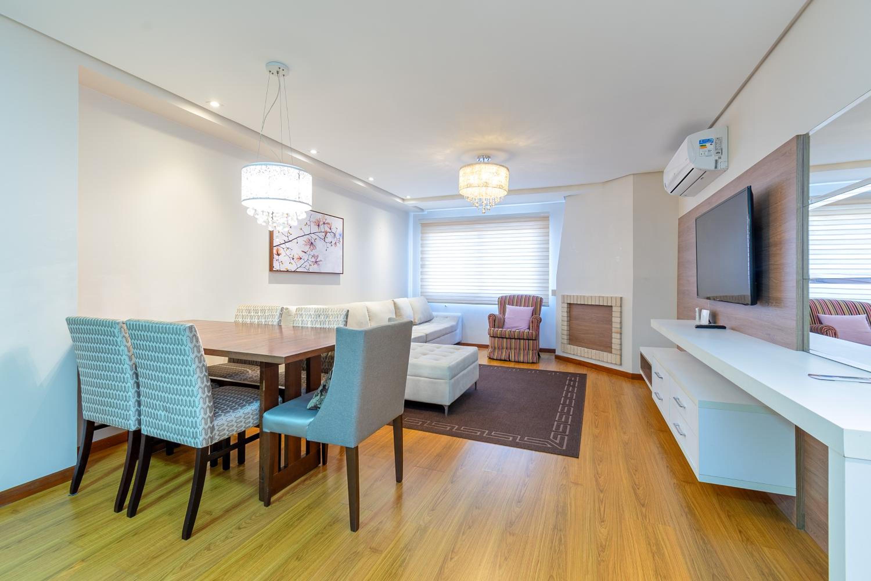 Apartamento Lindo e Completo 3 Suítes e Quarto no Centro