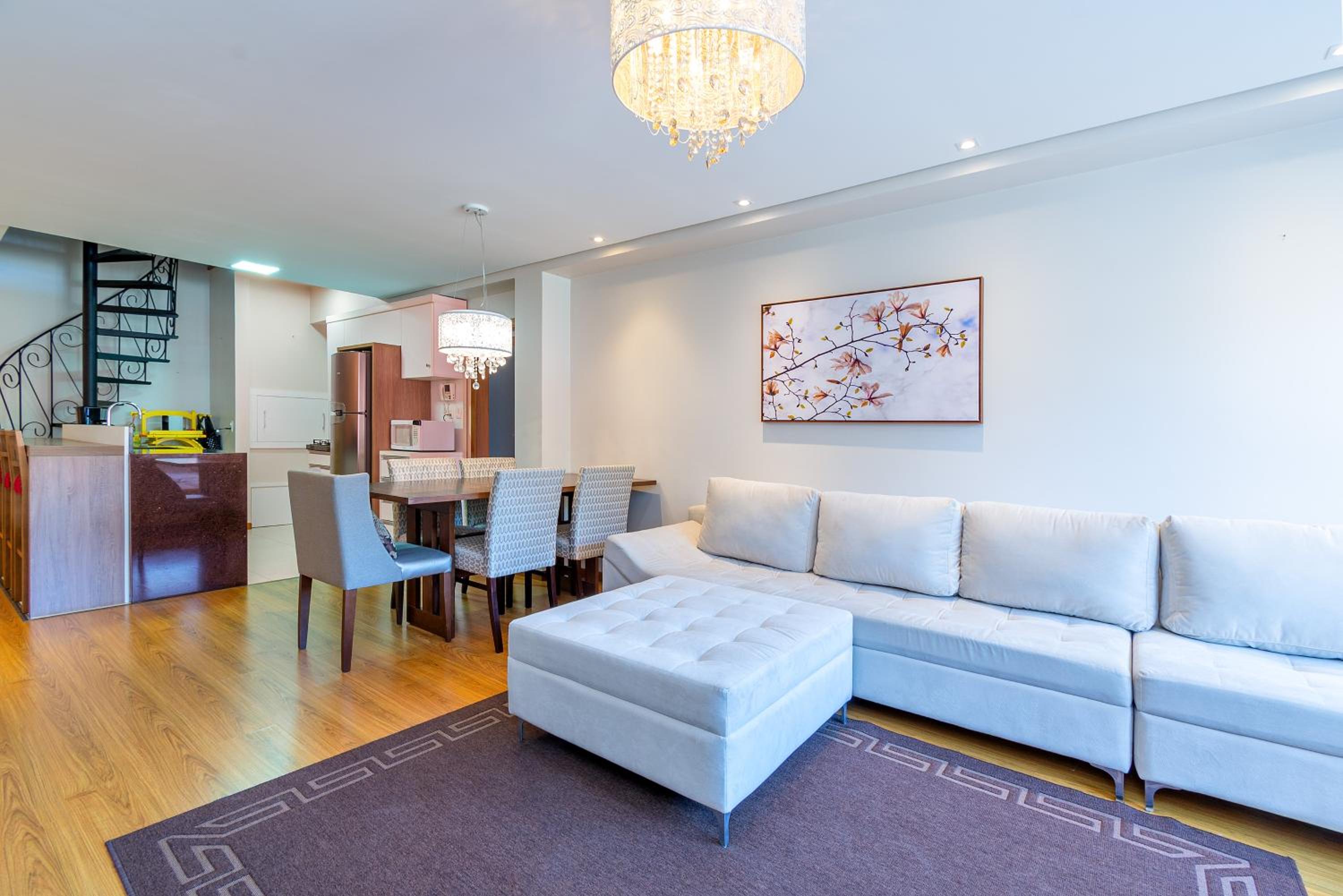 Apartamento Lindo e Completo 3 Suítes e Quarto no Centro