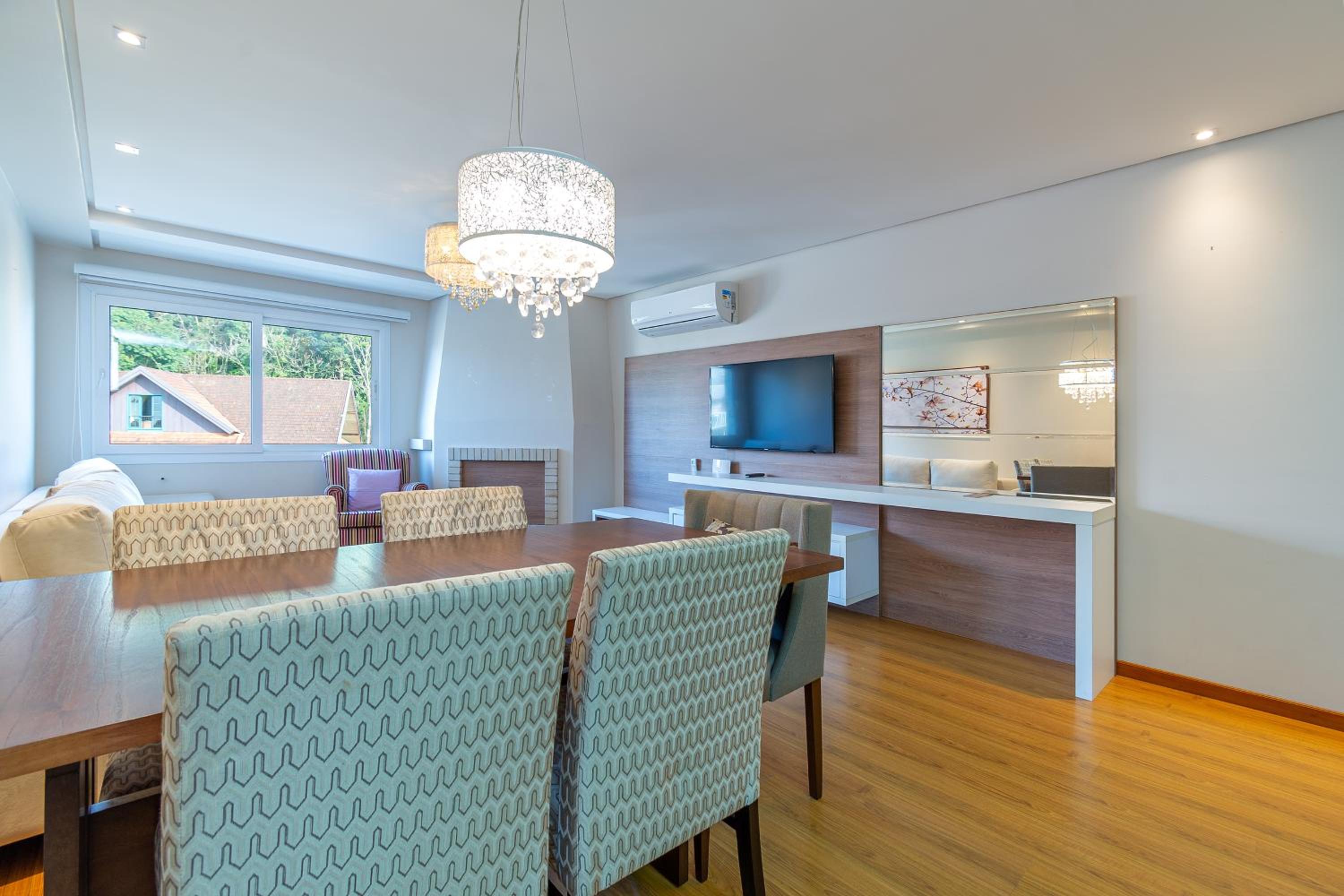 Apartamento Lindo e Completo 3 Suítes e Quarto no Centro