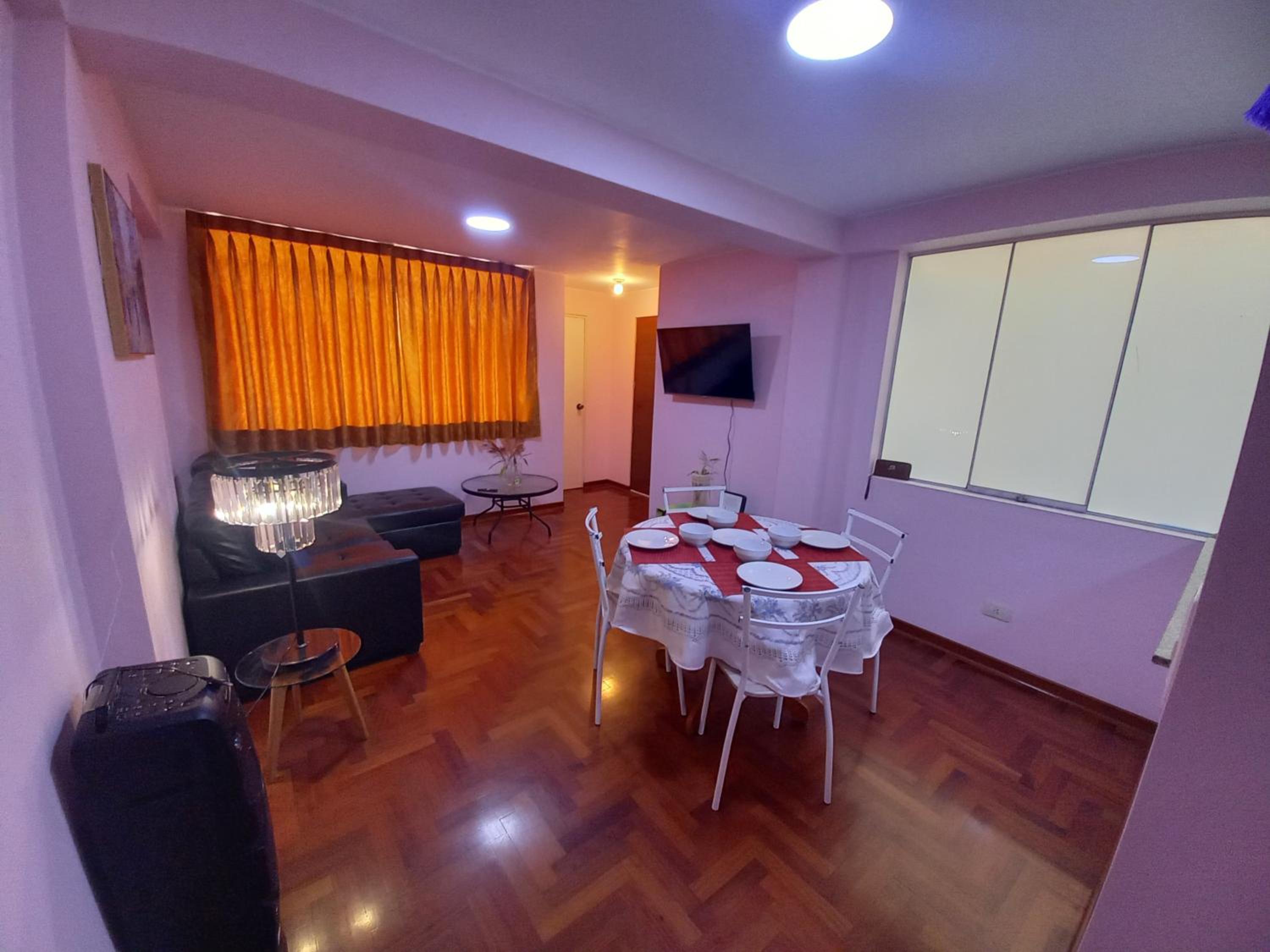Apartamento en zona residencial de San Miguel Lima