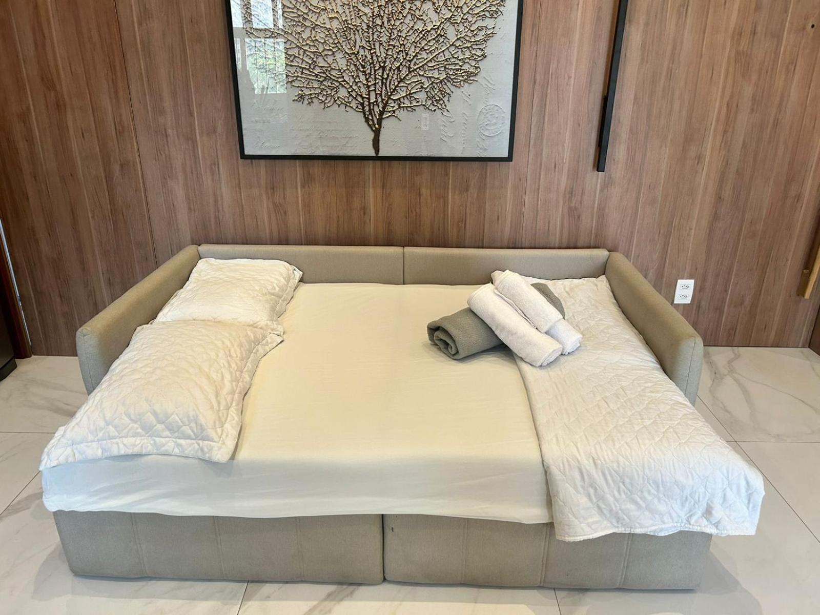 Apartamento Luxo Requinte 30 mts da Praia da Barra Posto 8