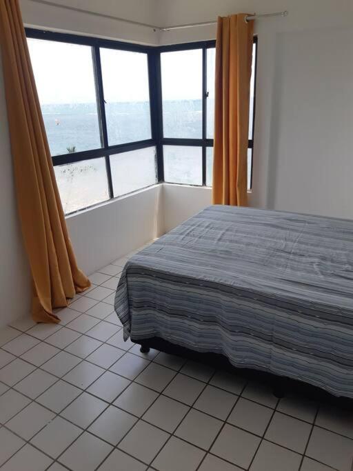Apartamento Beira-mar Candeias