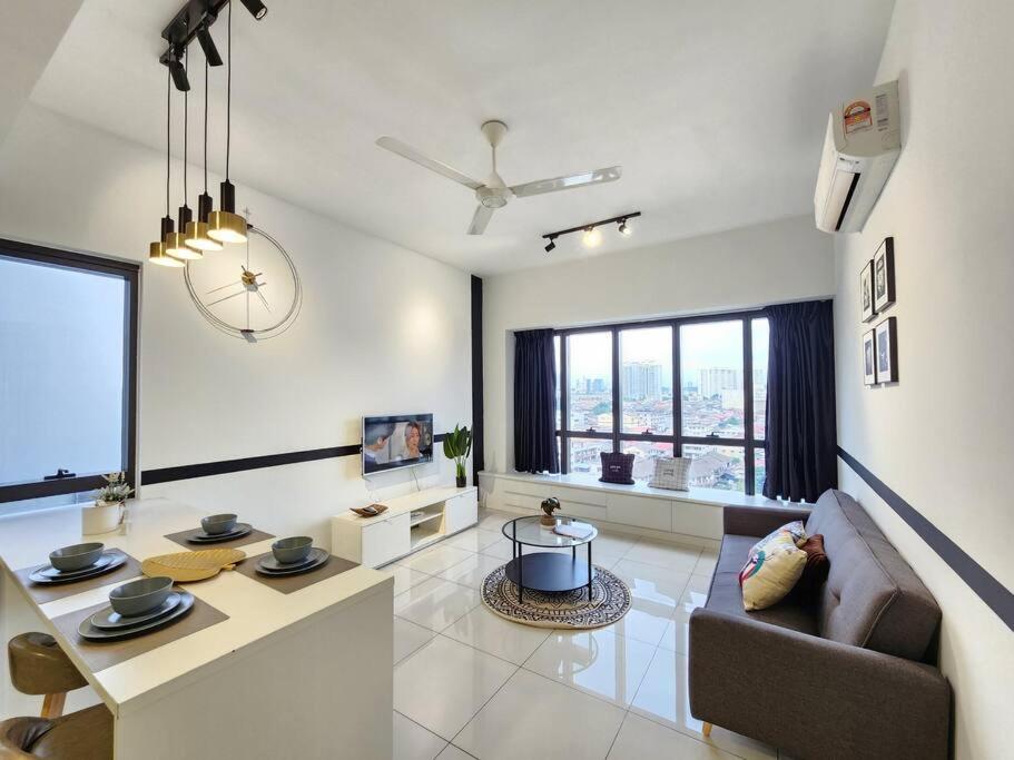 J 2 Rooms PJ Near SunwayPyramid photo 6