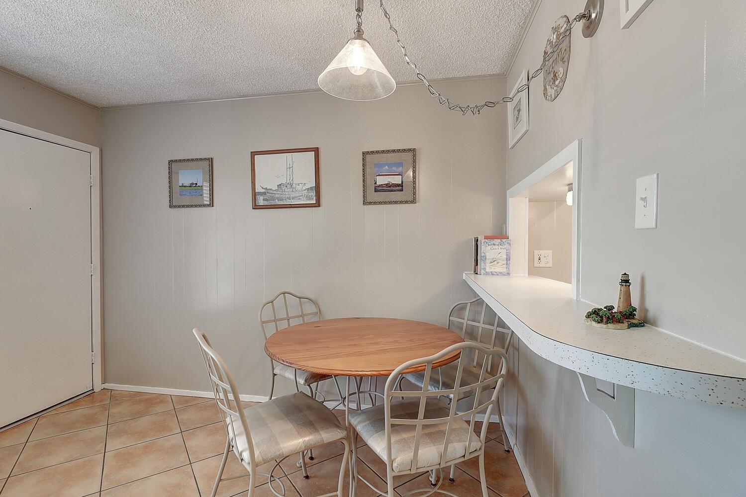 Mustang Bungalow 4MI