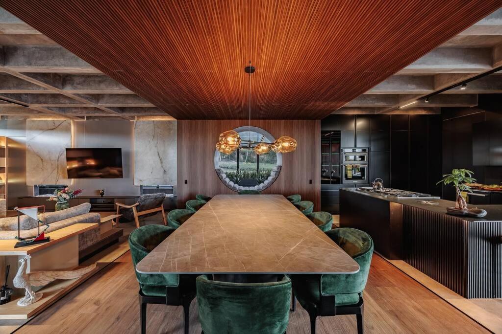 Luxurious Farm House