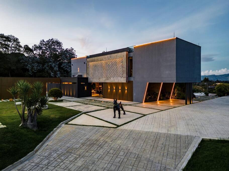 Luxurious Farm House