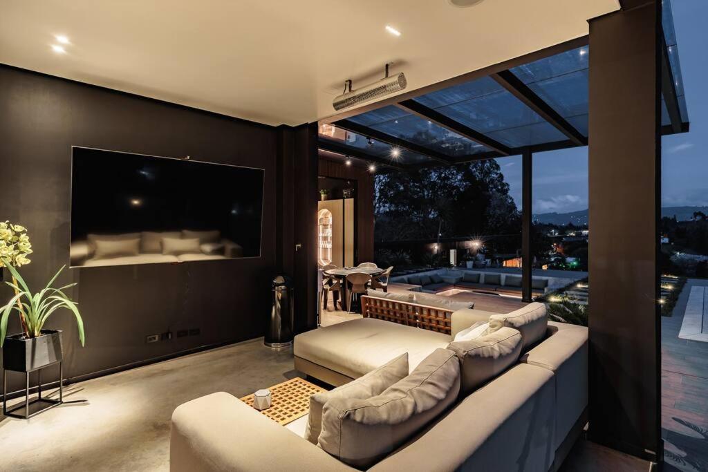 Luxurious Farm House