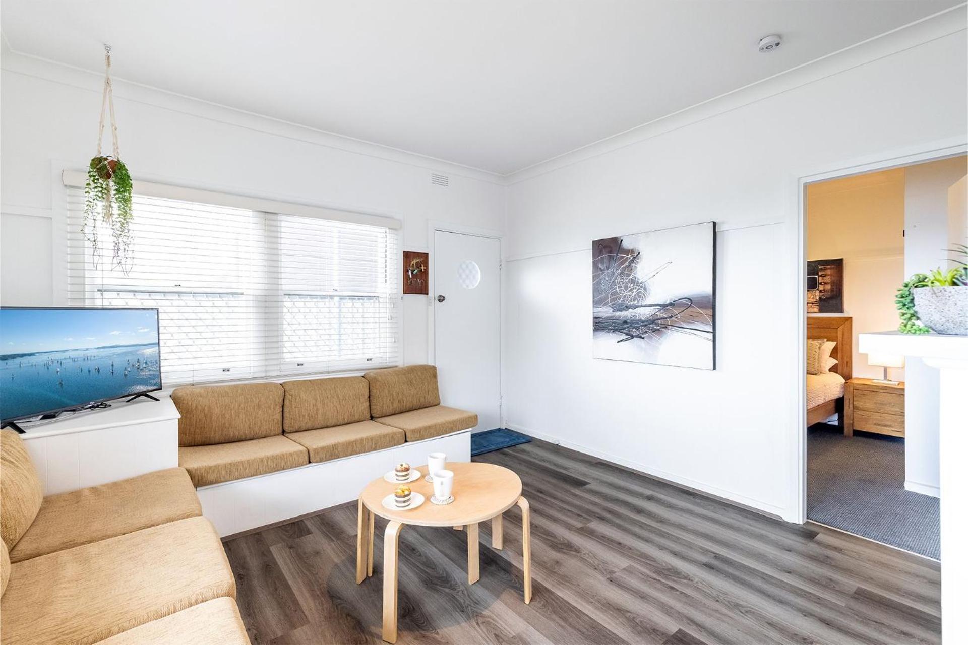 Bayside, 1,21 Victoria Parade - Unit with unbeatable water views and location