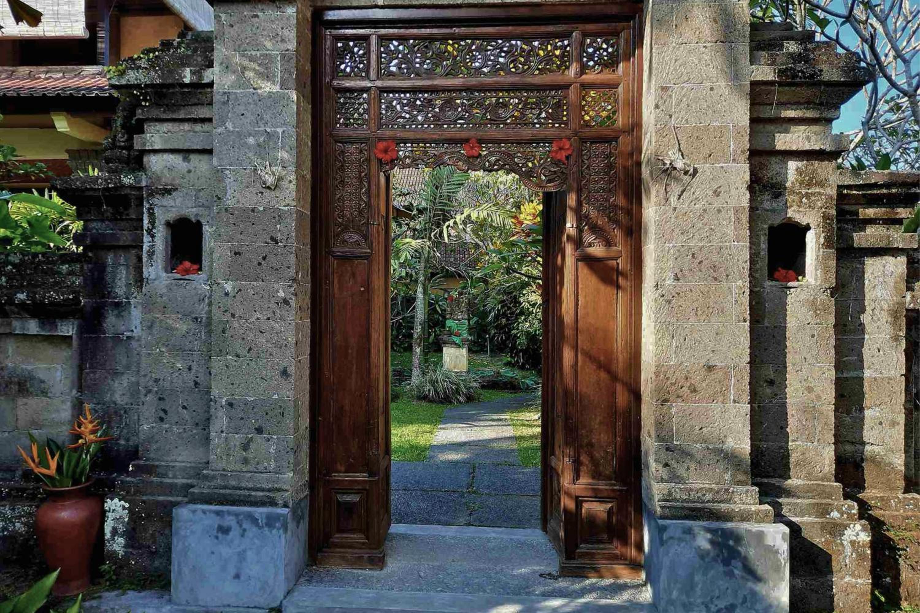 Photo 8