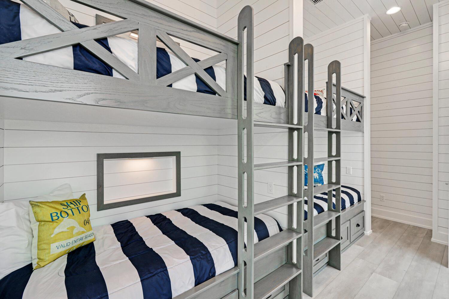 No Shower Happy Hour 215 LAU view 5